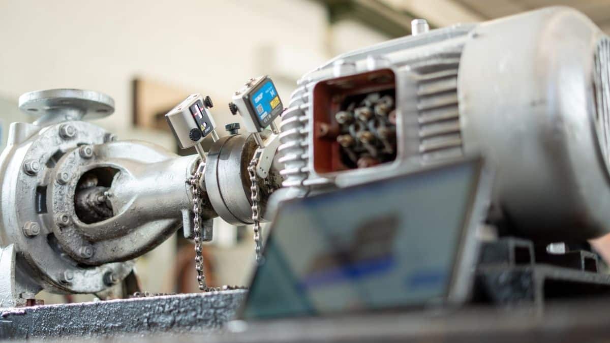 Elektromotor prüfen bei Überhitzung in der Werkstatt von Elektromotoren Pollmanns in Brüggen